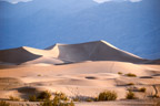 Death Valley N.P., Mesquite Flat Sand Dunes bei Sonnenaufgang